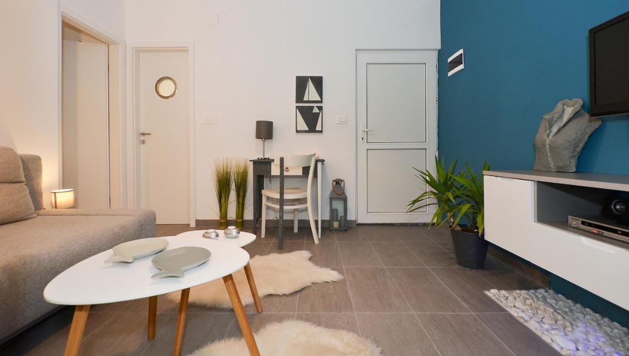 Marineblue Apartment 特罗吉尔 外观 照片